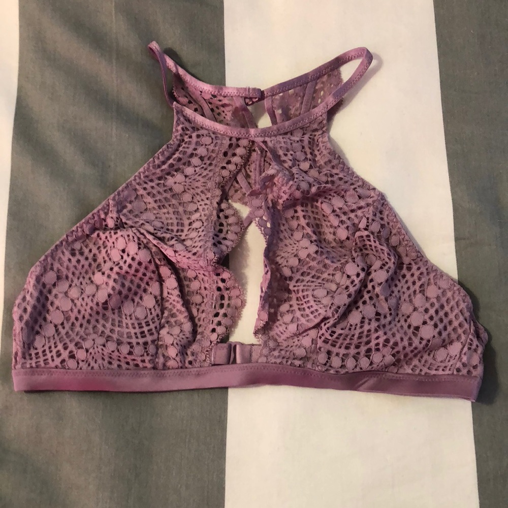 Victoria’s Secret purple lace bralette. Medium NWT
